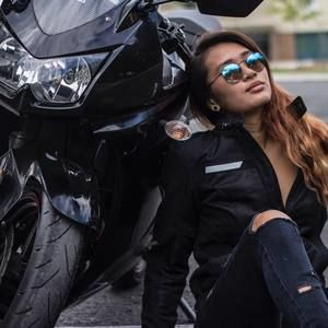 Meet your Posher, Mai